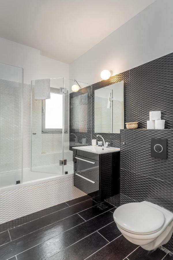 3 Bedrooms Apt Balcony & Parking Near Banana Beach Tel-Aviv Extérieur photo